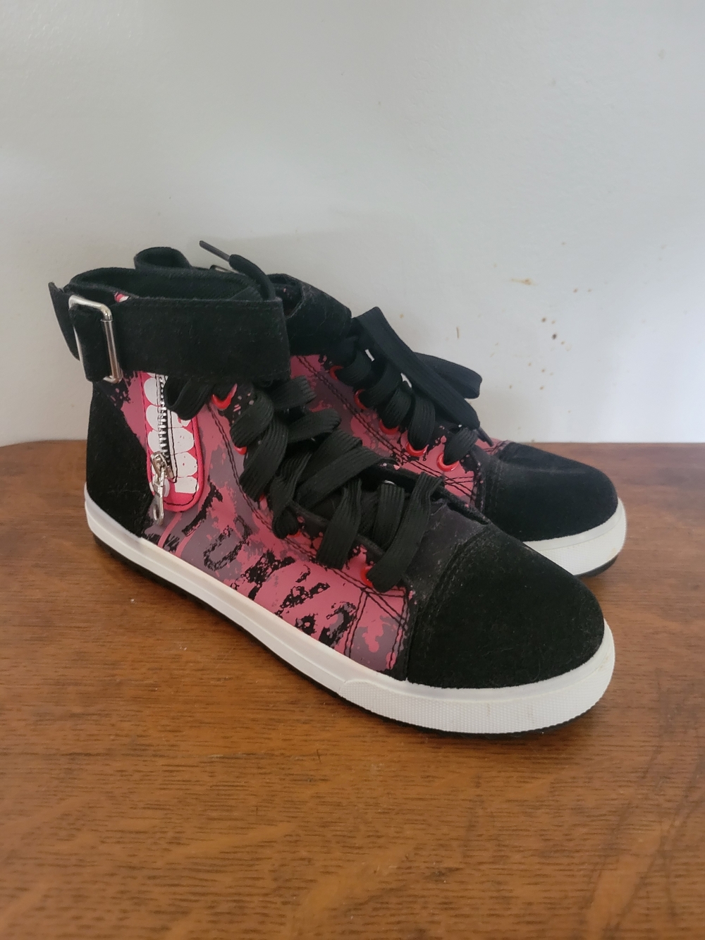Tokyo Ghoul  Hi Top Canvas Sneakers W Size Zip & Buckle Boys 6 Women 7.5 Eu 38